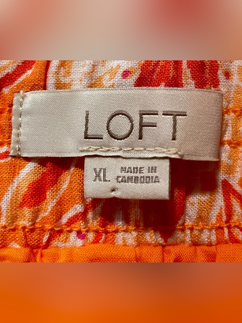 LOFT Women’s Tiered Mini Skirt
SIZE XL **LIKE NEW** - Picture 3 of 10